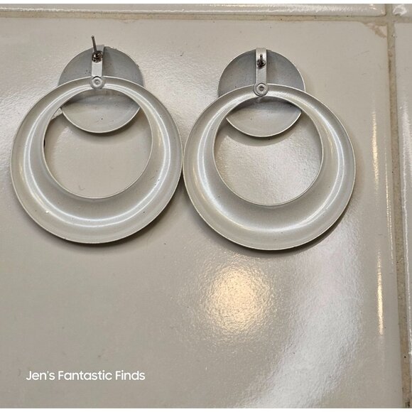 Vintage White Circle Black Polka‎ Dot Earrings - Picture 5 of 5